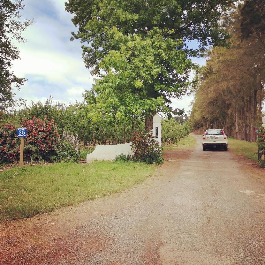 Moortop Cottages Элгин Экстерьер фото